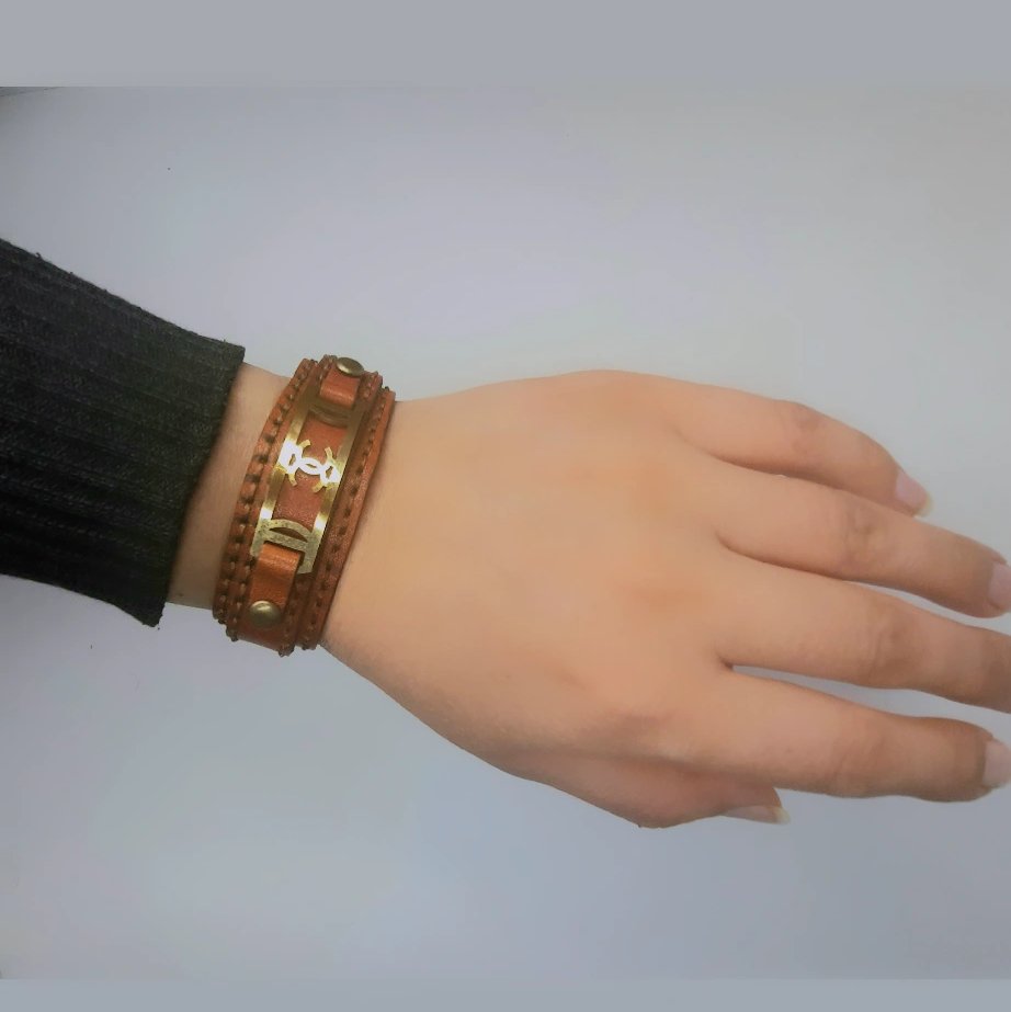 دستبند چرمی تهیه شده از چرم طبیعی(محصول سفارشی و دستدوز )