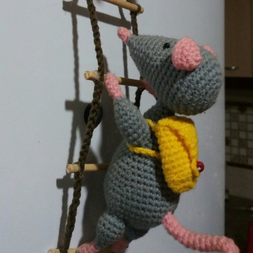 عروسک موش دزد