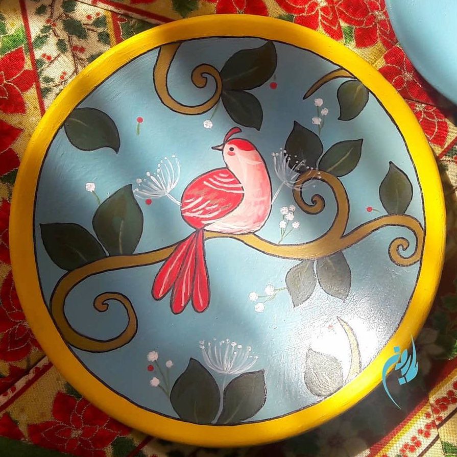بشقاب سفالی دیوارکوب و رومیزی گل و مرغ ضدآب و قابل شستشو