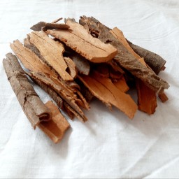 چوب دارچین اعلاء 400 گرمی تضمین کیفیت