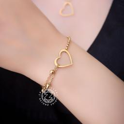 دستبند زنانه ظریف قلب  رنگ ثابت(جنسش استیله و ضدحساسیت)