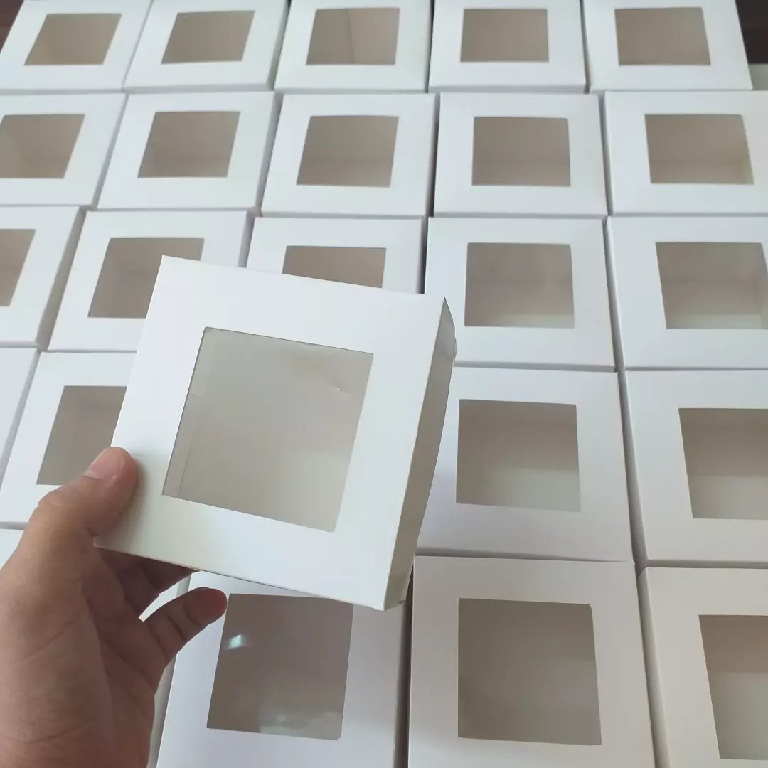 جعبه ویترینی (پس کرایه)