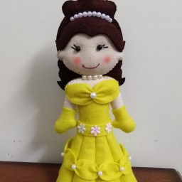 عروسک دختر نمدی دست ساز