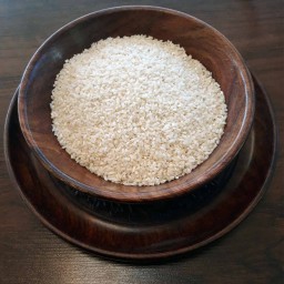 برنج پاکوتاه هاشمی نیم دانه