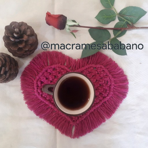 زیر لیوانی مکرومه طرح قلب مبلمونسرا مدل 302687