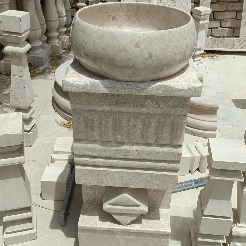 روشویی سنگی تک پایه  از سنگ مرمریت   با قاب ایینه 