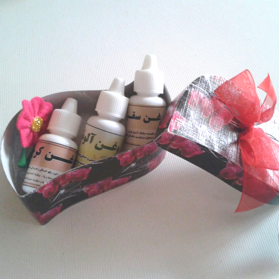 باکس جعبه مقوای کادویی طرح موج ارتفاع 5 سانت با تزئین روبان (رنگ مشکی)