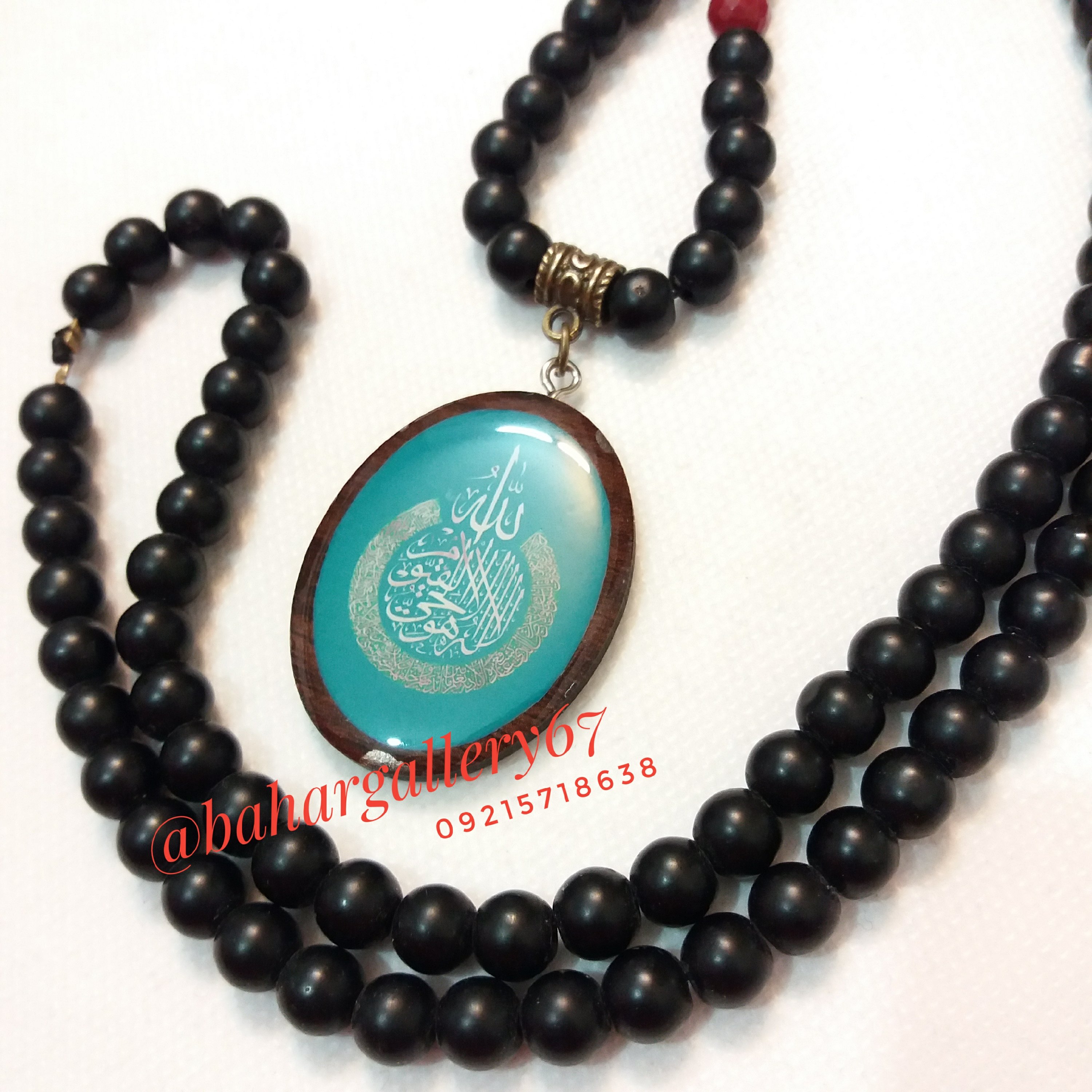 گردنبند عکس دار با بند اونیکس