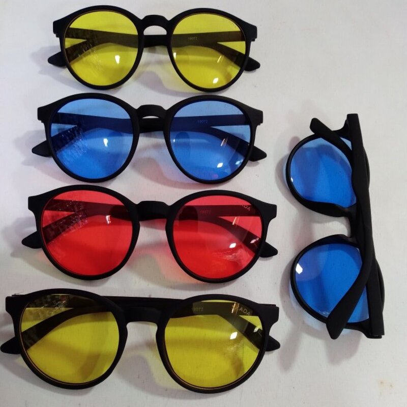 عینک آفتابی اسپرت مردانه و زنانه مناسب شب و روز  در رنگهای متفاوت