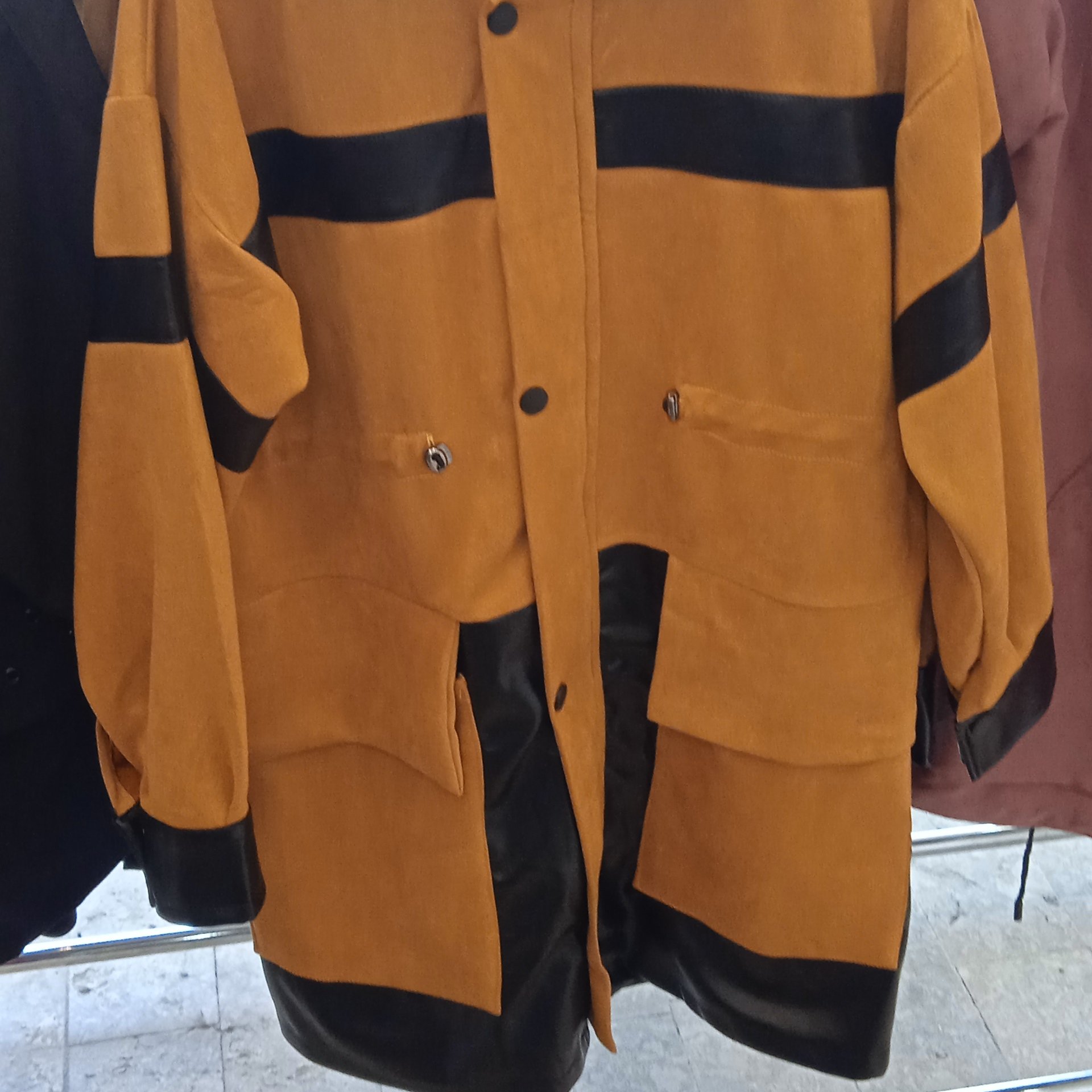 پالتو سوییت و چرم شیک و گرم