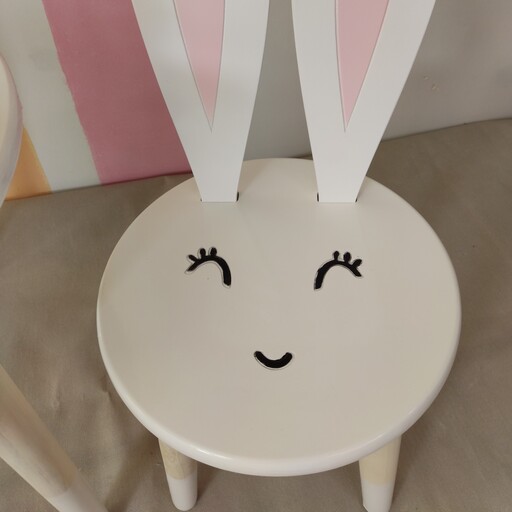 صندلی کودک مدل خرگوش سفید گوش صورتی 