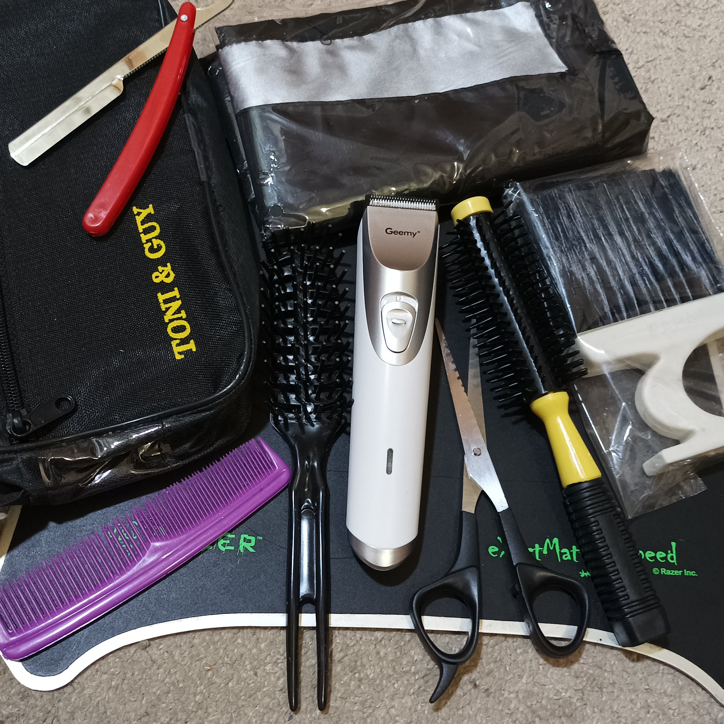 پکیج کامل وسایل شخصی اصلاح موی آقایان ( پکیج شماره 1 )