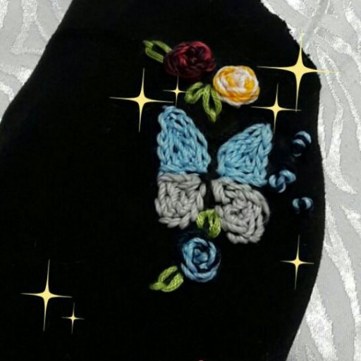 جوراب گلدوزی با دست (پروانه)