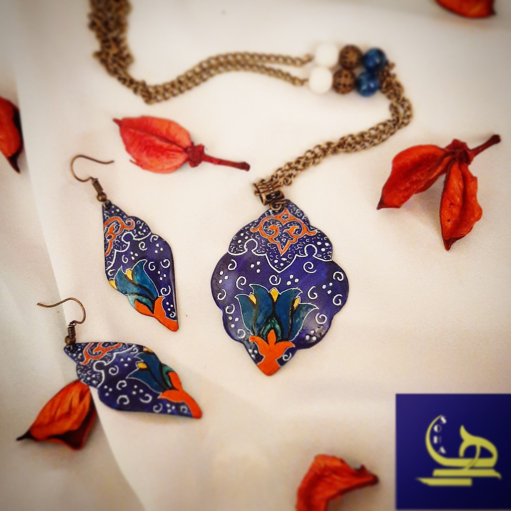 گردنبند و گوشواره لاجورد میناکاری