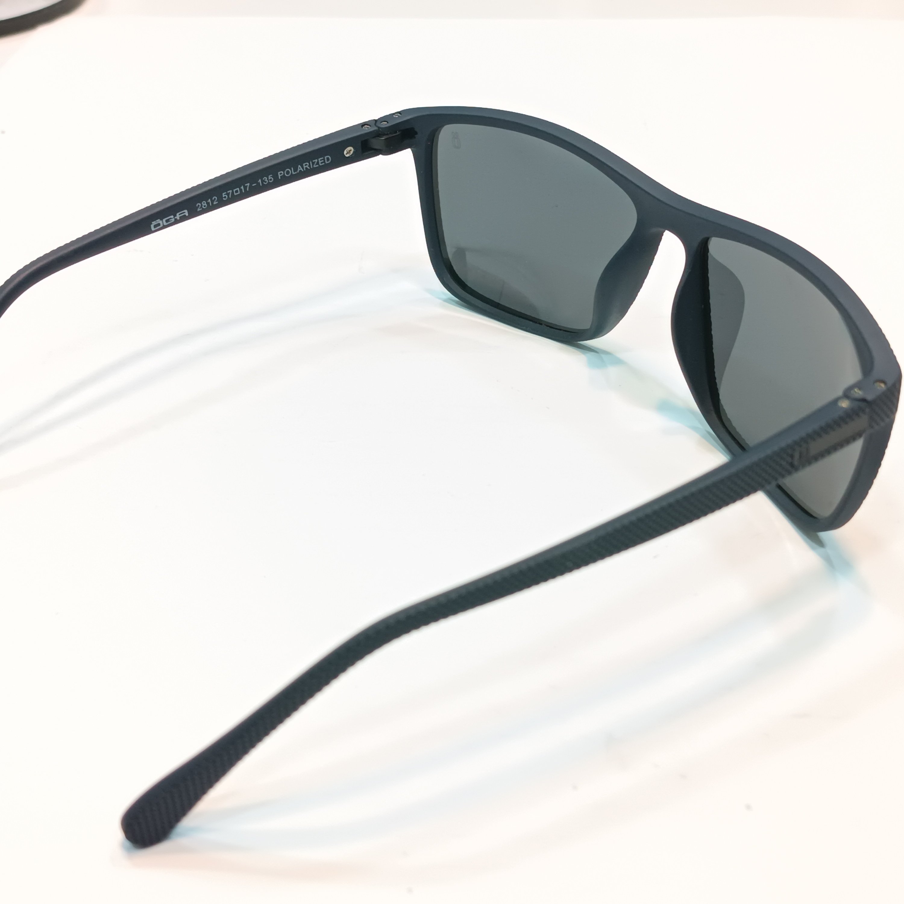 عینک آفتابی اسپرت مردانه با کیفیت بالا عدسی پلاریزد و uy400 صورت خور بسیار عالی بسیار سبک