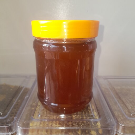 عسل طبیعی با ساکارز زیر 1 درصد  نیم کیلویی