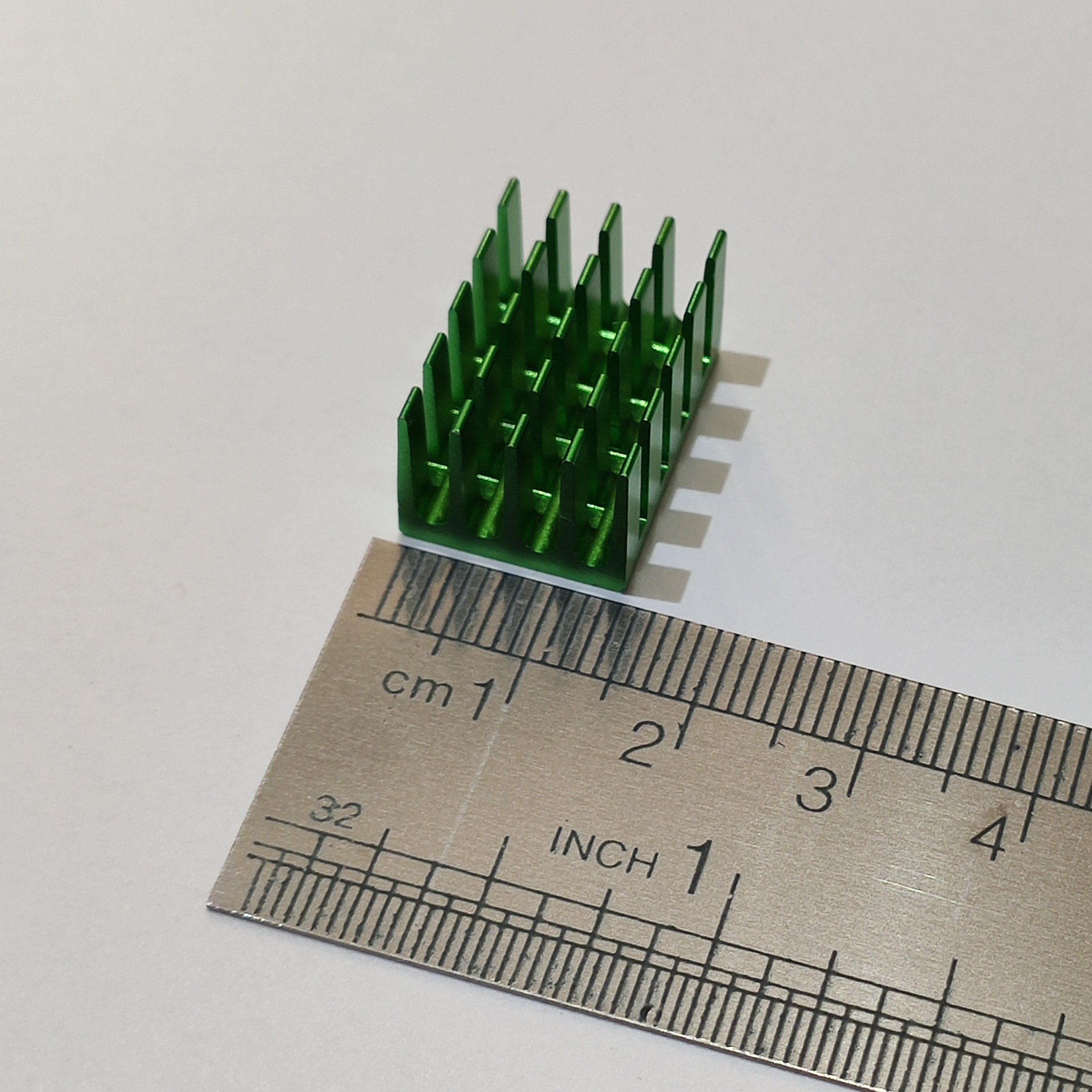 هیت سینک اس ام دی 20 پره مدل 20 در 14 در 10 میلیمتر - سبز - smd heat sink 