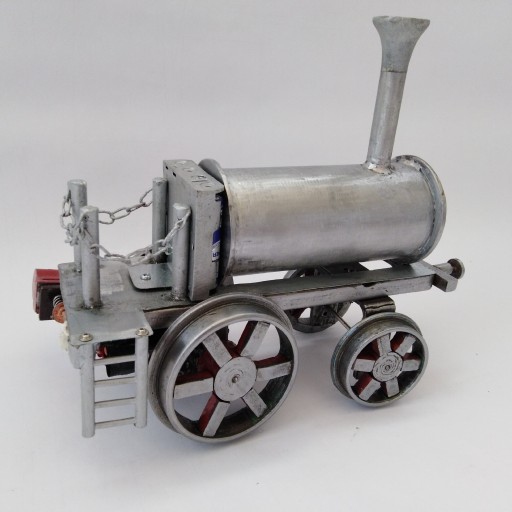 قطار اسباب بازی فلزی  با موتور گیربکس دار  باطری و ریل