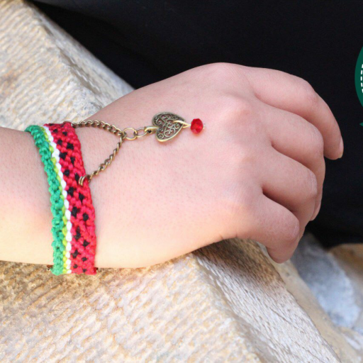 دستبند طرح هندوانه دستبافت اویزدار