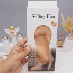 جوراب سیلیکونی دارای مرطوب کننده پا و ضد میکروب برند silicone Smiling Foot