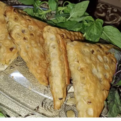 سمبوسه خونگی(پس کرایه)