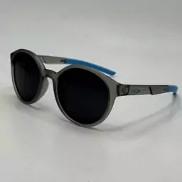 عینک اوکلی گرد پلاریزه سبک OAKLEY آمریکایی طوسی کد WG83110