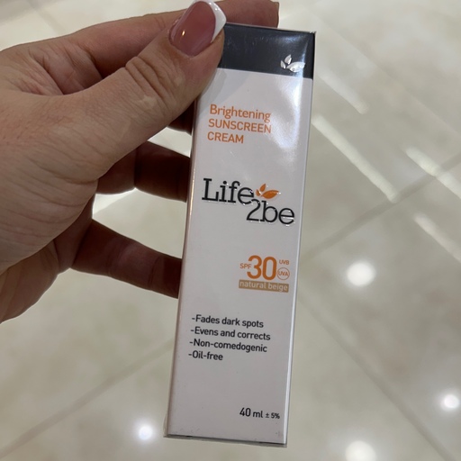 کرم ضد آفتاب و روشن کننده پوست SPF 30 - لایف توبی