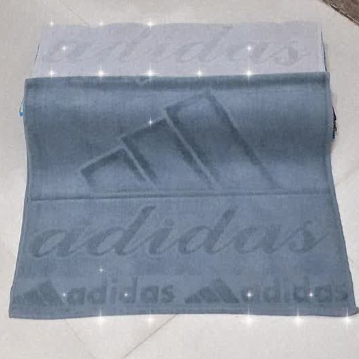 .حوله نیم حمام اسپورت adidas(آدیداس). 