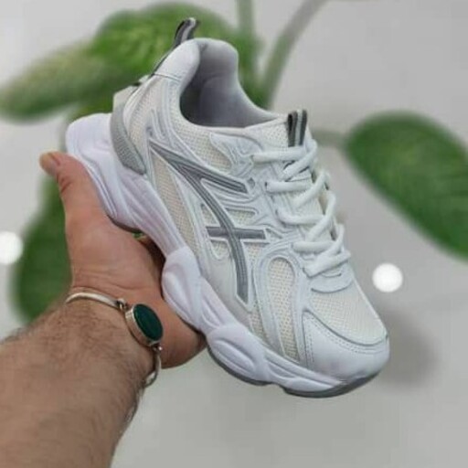 کتونی آسیکس زنانه دخترانه کفش اسپرت اسپورت اسیکس ASICS شیک لژدارلژ دار مشکی سفید کرم کرمی بندی رانینگ سبک راحتی چهل وپنج