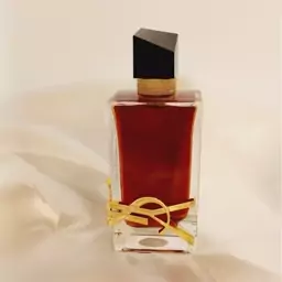 ادکلن زنانه ایو سن لورن لیبر له پرفیوم(تستر) Yves Saint Laurent Libre Le Perfume