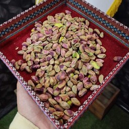 مغز پسته درشت درجه یک ممتاز (مجلسی) بسته 100 گرمی زرینه