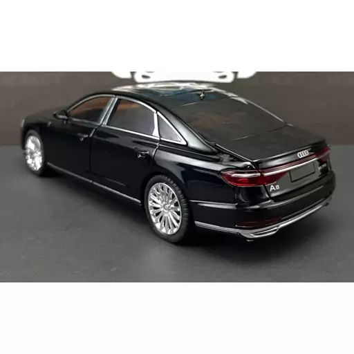 اسباب بازی ماشین فلزی ماکت آئودی Audi A8