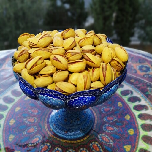 پسته احمداقایی زعفرانی درجه یک امسالی ( یک کیلوگرم )