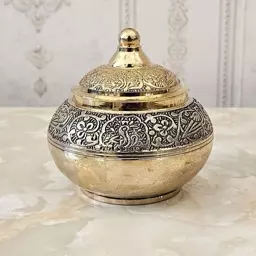 قندان برنزی هندی مدل طاووس درب فندقی قطر 10 سانتی کد 3520 ( قندان برنجی هندی )