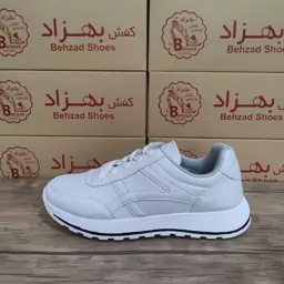 کتونی زنانه دخترانه asics رنگ سفید سایز 38 تا 41 زیره پیو تزریق لژ 3 سانتی رویه چرم صنعتی سبک راحت