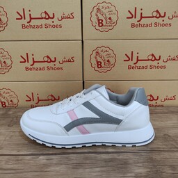 کتونی زنانه دخترانه asics رنگ سفید  سایز 37 تا 41 زیره پیو تزریق لژ 3 سانتی رویه چرم صنعتی سبک راحت