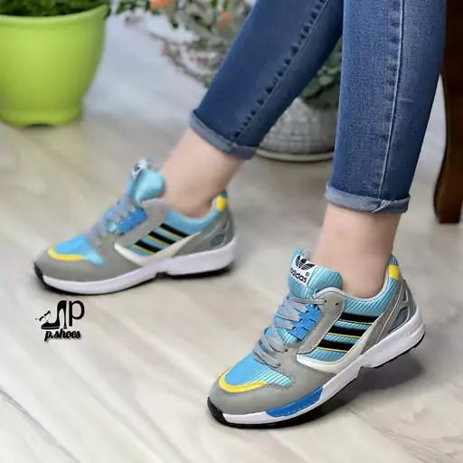 کفش اسپرت مدل zx 
کیفیت عالی
پرفروش و راحت  
زیره پیو  

size 37 ta 40
پرفروش 
پاخوری شیک