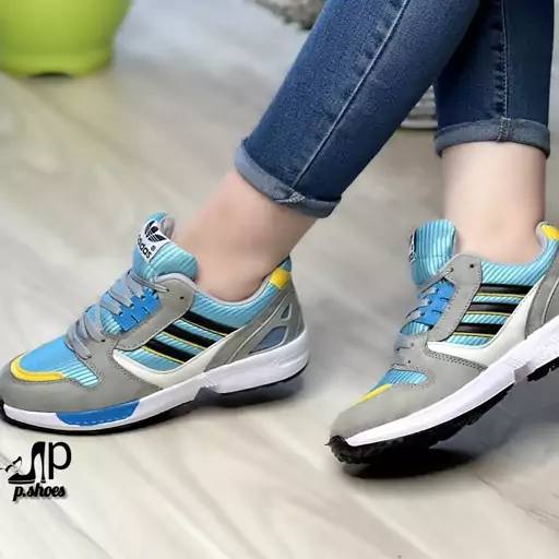 کفش اسپرت مدل zx 
کیفیت عالی
پرفروش و راحت  
زیره پیو  

size 37 ta 40
پرفروش 
پاخوری شیک