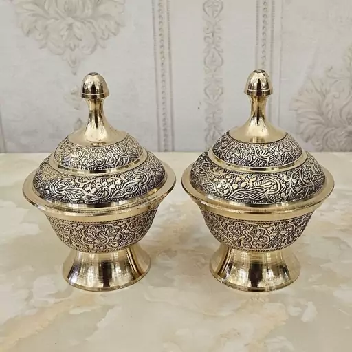 قندان برنجی هندی مدل طاووس پایه گرد قطر 9 کد 3509 مجموعه 2 عددی ( قندان برنزی هندی )