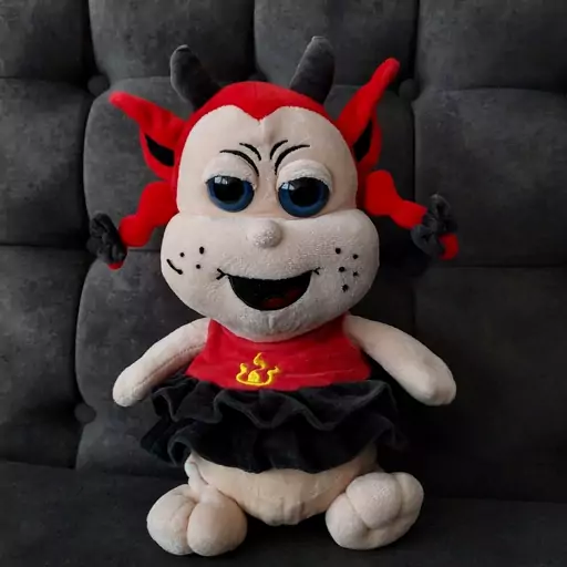 عروسک دختر شیطانی بامزه Devil Girl