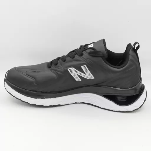 کفش کتانی ضد آب نیو بالانس سبک و طبی و زیر کپسولی مشکی زیر سفید New Balance 