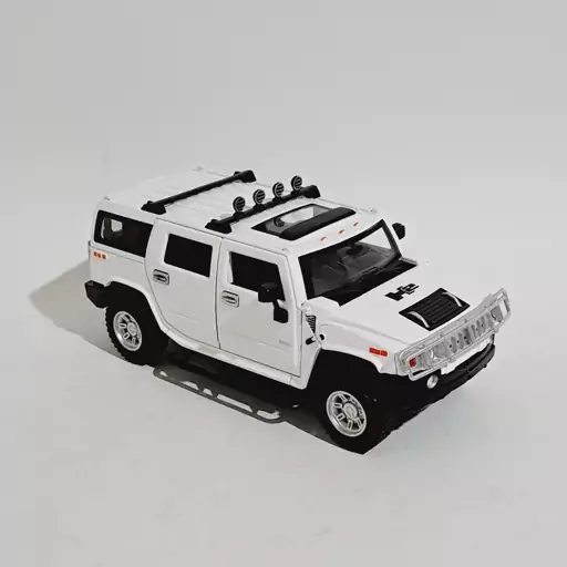 ماکت ماشین فلزی Hummer H2 رنگ سفید مقیاس یک بیست و چهارم