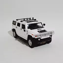 ماکت ماشین فلزی Hummer H2 رنگ سفید مقیاس یک بیست و چهارم