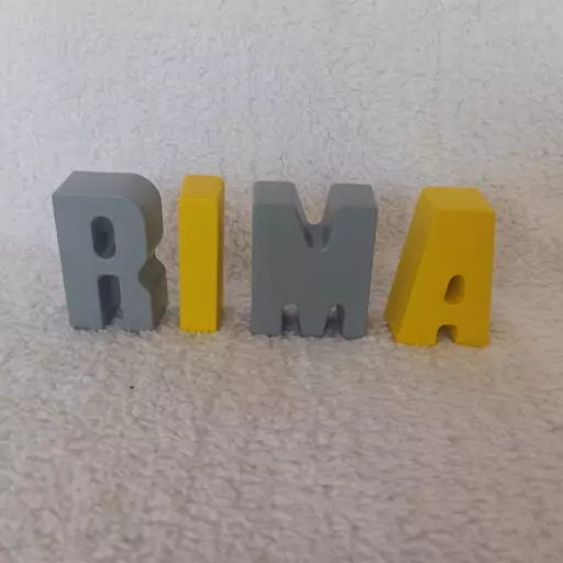 استند اسم رنگ شده RIMA ، استند حروف اسم ریما رنگی ، فونت حروف ساده رنگی ، استند ریما ، دکور و تزیین اتاق کودک دخترانه