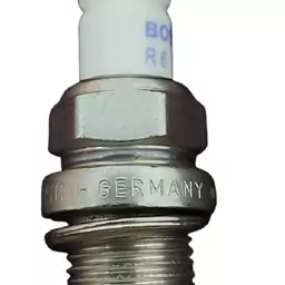 شمع خودرو بوش  مدل FR7DC+8 بسته 4 عددی Germany