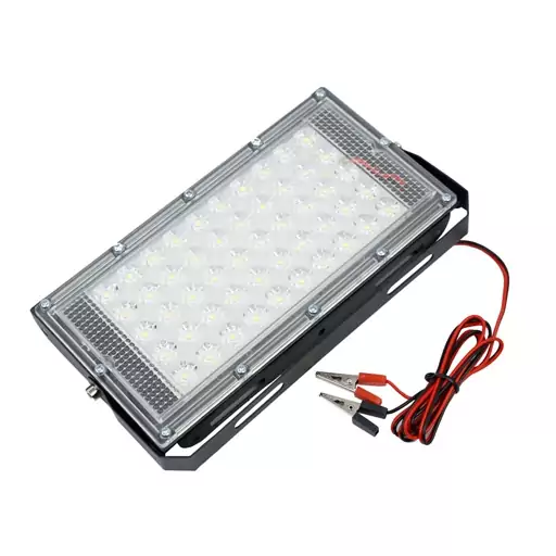 چراغ پروژکتور سیار ماشینی Solar Flood Light 50W مناسب کمپ و تفریح 