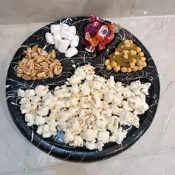 اردو خوری  سنگی  ، جلو مبلی 