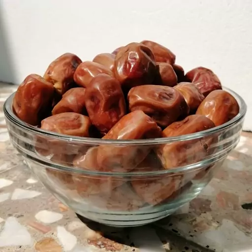 خرماخشک زاهدی یاقصب مجلسی(دانه درشت)وزن1 کیلوگرم 