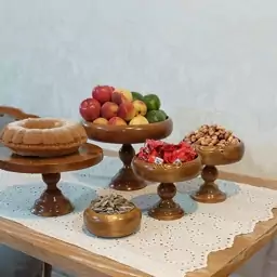 شکلات خوری پایه دار چوبی