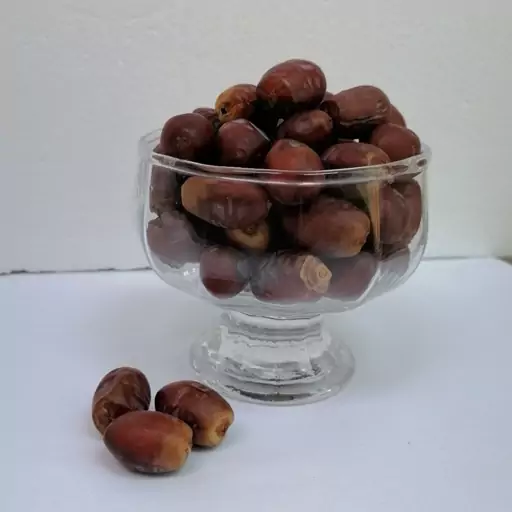 خرما خشک(زاهدی)آجیلی درجه یک(3کیلویی)